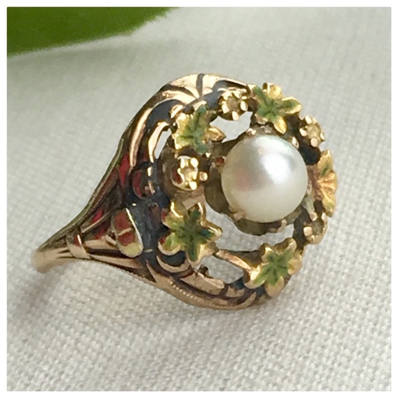 Antique Jewelry - Hand Painted Antique 10KGold GardenPartyPearl Ring